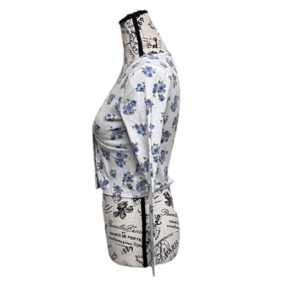 AERO Twist Front Flyaway Floral Crop Top Women’s S Babydoll Cottagecore Coquette - Picture 4 of 9